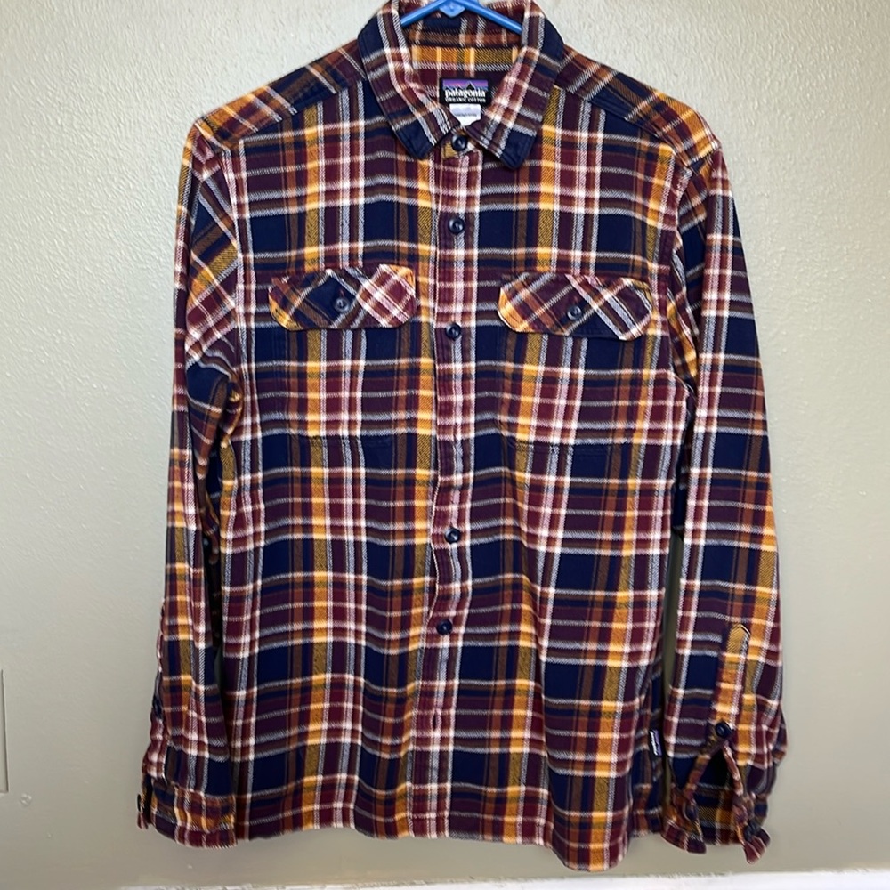 Flannel long sleeve button down